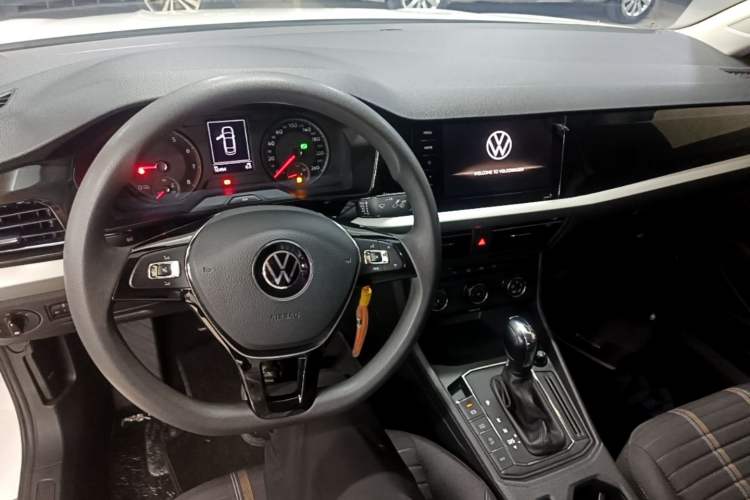Used Volkswagen Lavida 2021 280TSI DSG Comfort Edition Center Console