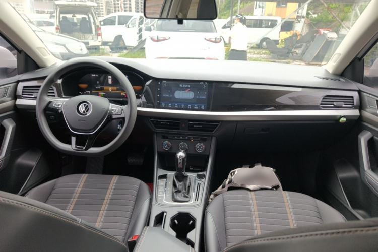 Used Volkswagen Lavida 2021 280TSI DSG Comfort Edition Center Console