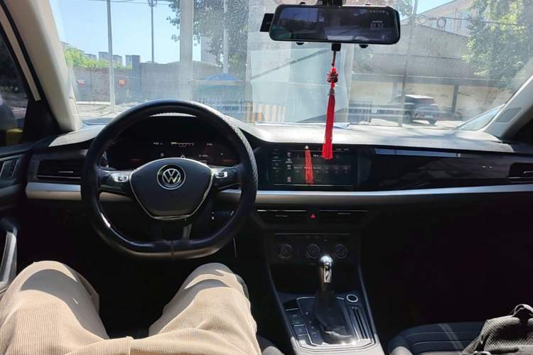 Used Volkswagen Lavida 2021 280TSI DSG Comfort Edition Center Console