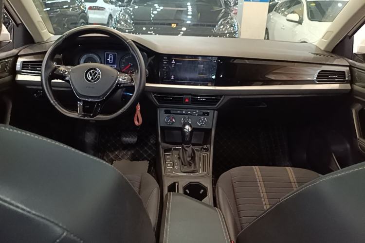 Used Volkswagen Lavida 2021 280TSI DSG Comfort Edition Center Console