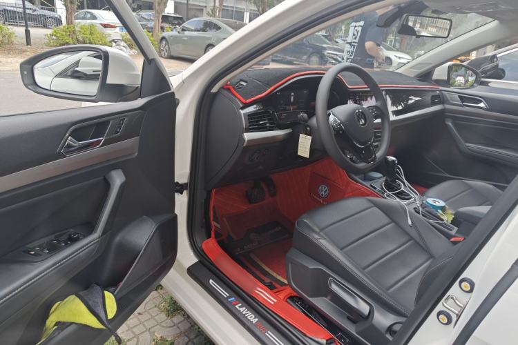 Used Volkswagen Lavida 2021 1.5L Automatic Comfort Edition Driver Seat