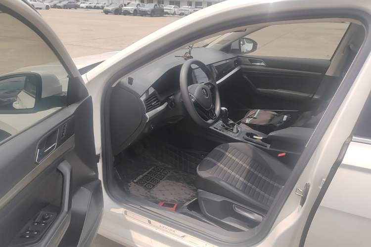 Used Volkswagen Lavida 2021 280TSI DSG Comfort Edition Driver Seat