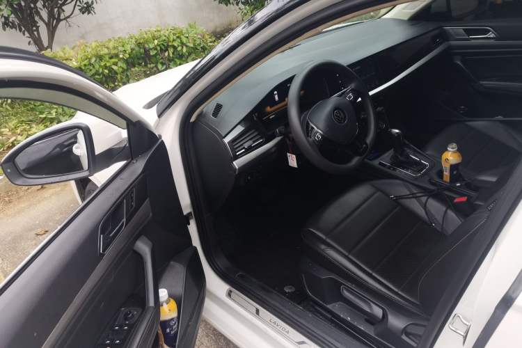 Used Volkswagen Lavida 2021 1.5L Automatic Comfort Edition Driver Seat