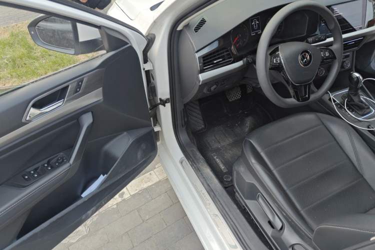 Used Volkswagen Lavida 2021 1.5L Automatic Comfort Edition Driver Seat