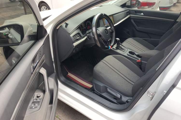 Used Volkswagen Lavida 2021 1.5L Automatic Fashion Edition Driver Seat