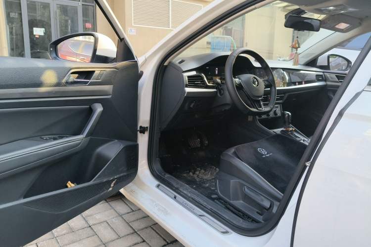 Used Volkswagen Lavida 2021 1.5L Automatic Comfort Edition Driver Seat