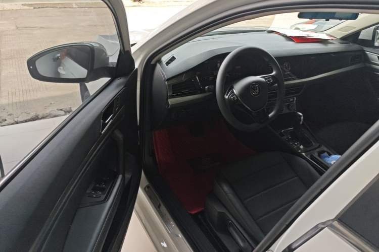 Used Volkswagen Lavida 2021 1.5L Automatic Comfort Edition Driver Seat