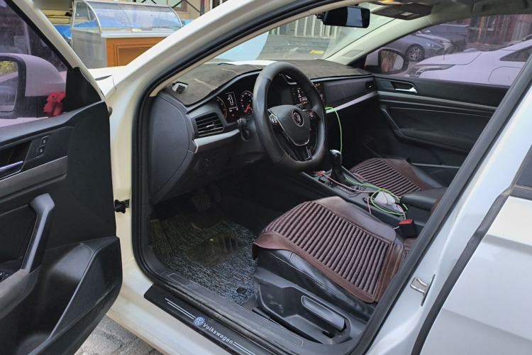 Used Volkswagen Lavida 2021 1.5L Automatic Fashion Edition Driver Seat