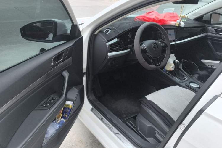 Used Volkswagen Lavida 2021 1.5L Automatic Comfort Edition Driver Seat