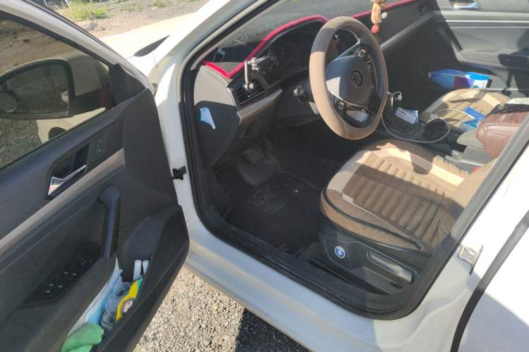 Used Volkswagen Lavida 2021 1.5L Automatic Fashion Edition Driver Seat