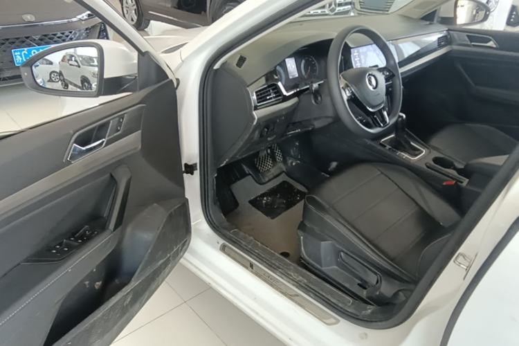 Used Volkswagen Lavida 2021 1.5L Automatic Comfort Edition Driver Seat