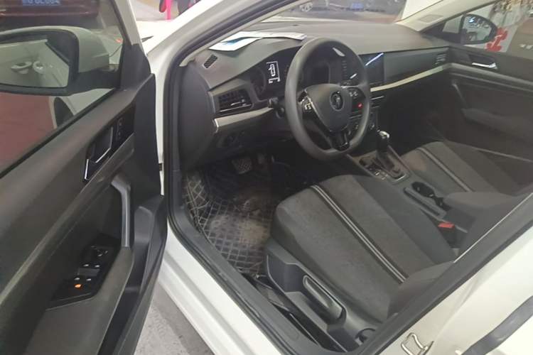 Used Volkswagen Lavida 2021 1.5L Automatic Fashion Edition Driver Seat