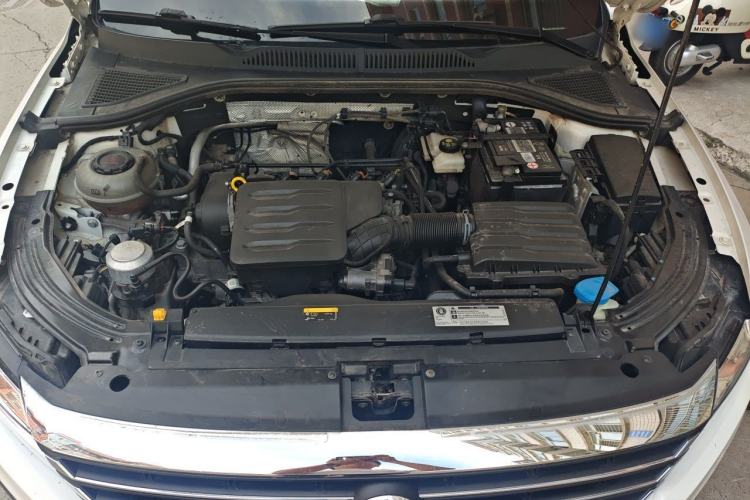 Used Volkswagen Lavida 2021 1.5L Automatic Fashion Edition Engine Bay