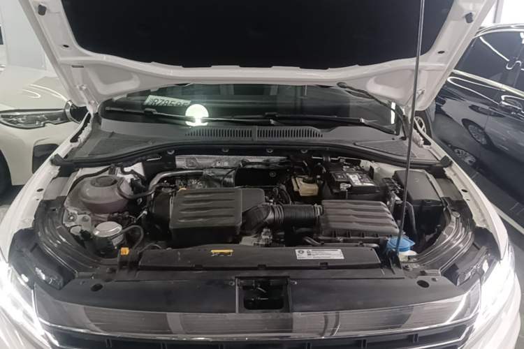 Used Volkswagen Lavida 2021 1.5L Automatic Comfort Edition Engine Bay