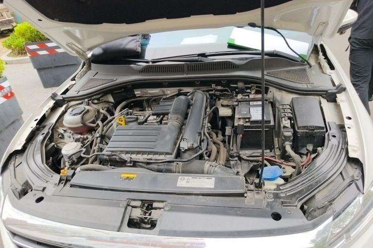 Used Volkswagen Lavida 2021 280TSI DSG Comfort Edition Engine Bay