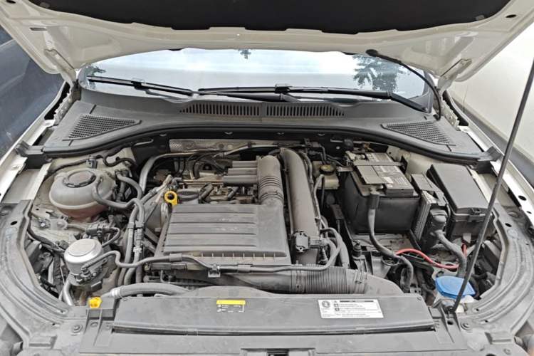 Used Volkswagen Lavida 2021 280TSI DSG Luxury Edition Engine Bay