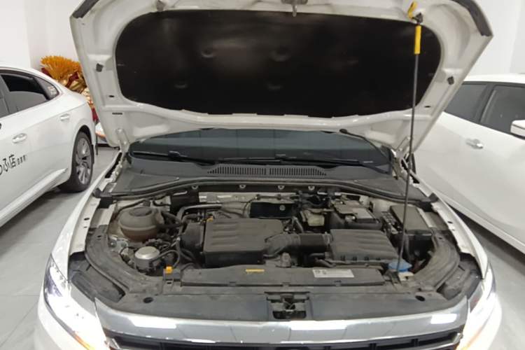 Used Volkswagen Lavida 2021 1.5L Automatic Comfort Edition Engine Bay