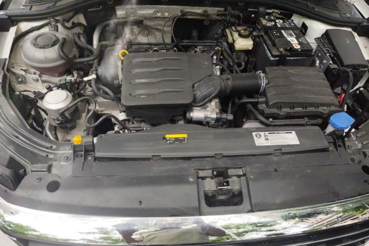 Used Volkswagen Lavida 2021 1.5L Automatic Comfort Edition Engine Bay