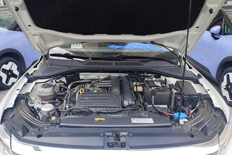 Used Volkswagen Lavida 2021 280TSI DSG Luxury Edition Engine Bay