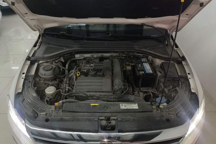 Used Volkswagen Lavida 2021 280TSI DSG Luxury Edition Engine Bay
