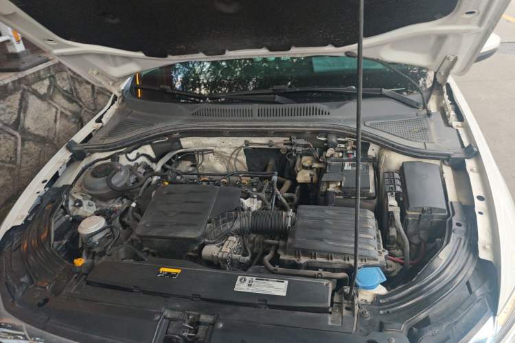 Used Volkswagen Lavida 2021 1.5L Automatic Vision Edition Engine Bay