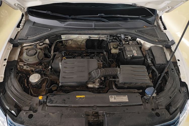 Used Volkswagen Lavida 2021 1.5L Automatic Comfort Edition Engine Bay
