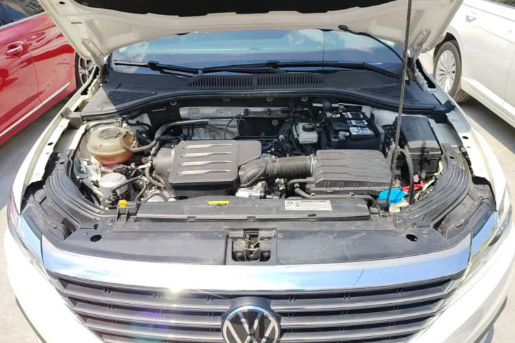 Used Volkswagen Lavida 2021 1.5L Automatic Comfort Edition Engine Bay