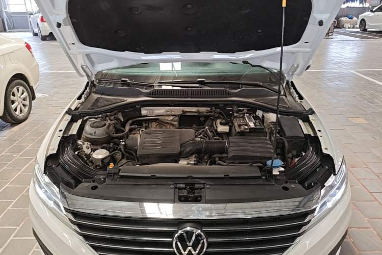 Used Volkswagen Lavida 2021 1.5L Automatic Comfort Edition Engine Bay