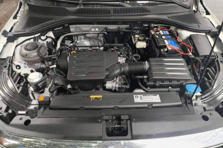 Used Volkswagen Lavida 2021 1.5L Automatic Fashion Edition Engine Bay