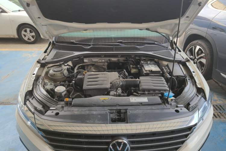 Used Volkswagen Lavida 2021 1.5L Automatic Comfort Edition Engine Bay
