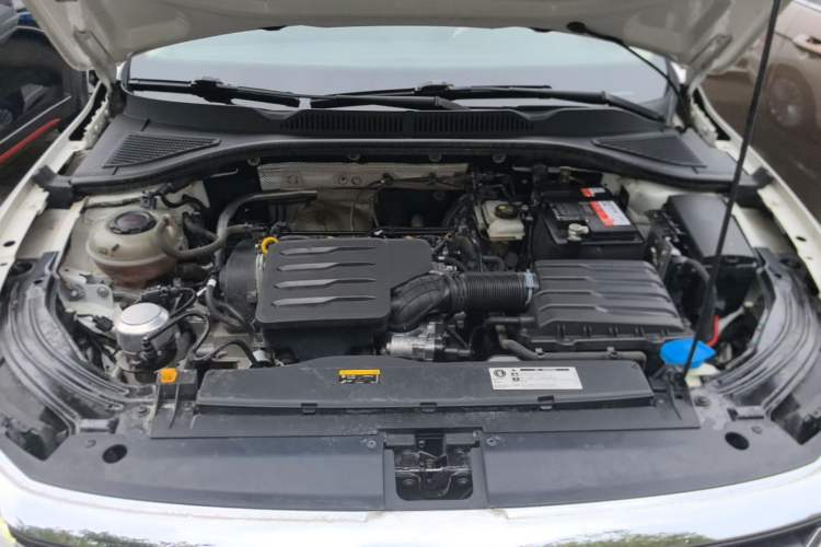 Used Volkswagen Lavida 2021 1.5L Automatic Comfort Edition Engine Bay