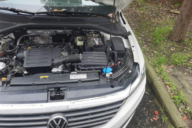 Used Volkswagen Lavida 2021 1.5L Automatic Fashion Edition Engine Bay Left