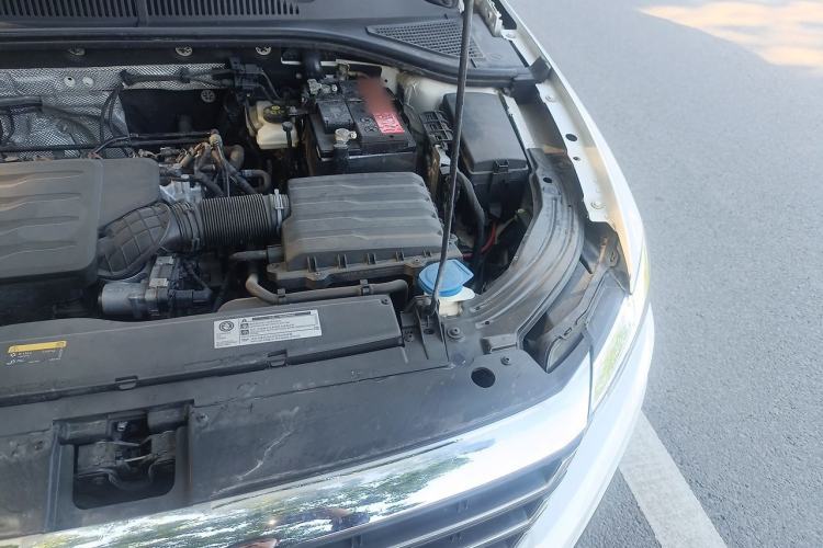 Used Volkswagen Lavida 2021 1.5L Automatic Vision Edition Engine Bay Left