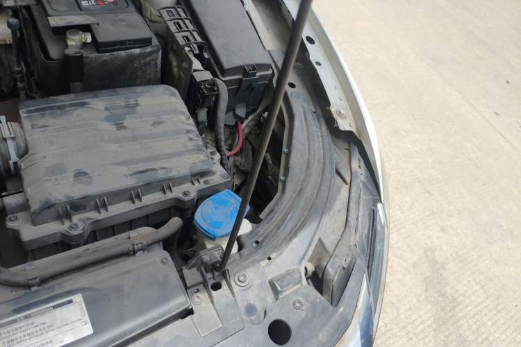 Used Volkswagen Lavida 2021 1.5L Automatic Vision Edition Engine Bay Left