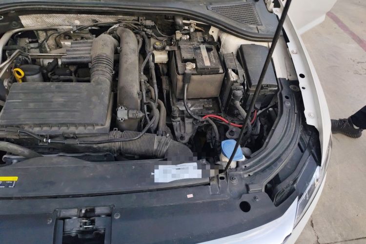 Used Volkswagen Lavida 2021 280TSI DSG Luxury Edition Engine Bay Left