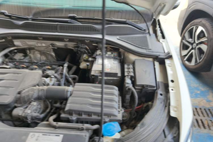 Used Volkswagen Lavida 2021 1.5L Automatic Comfort Edition Engine Bay Left