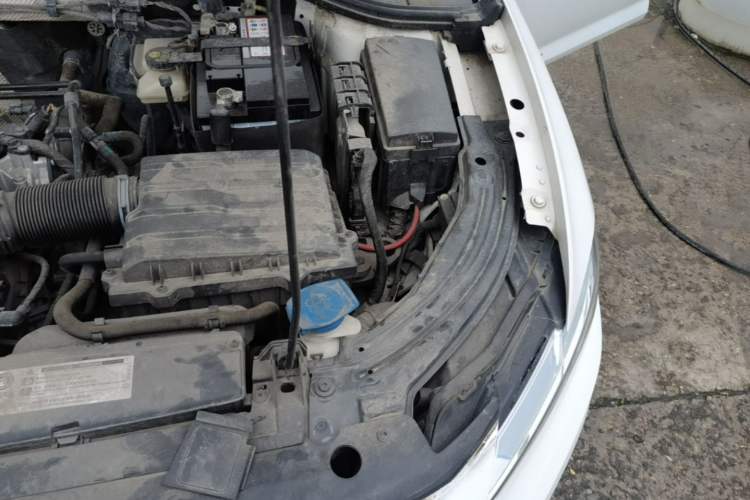 Used Volkswagen Lavida 2021 1.5L Automatic Vision Edition Engine Bay Left