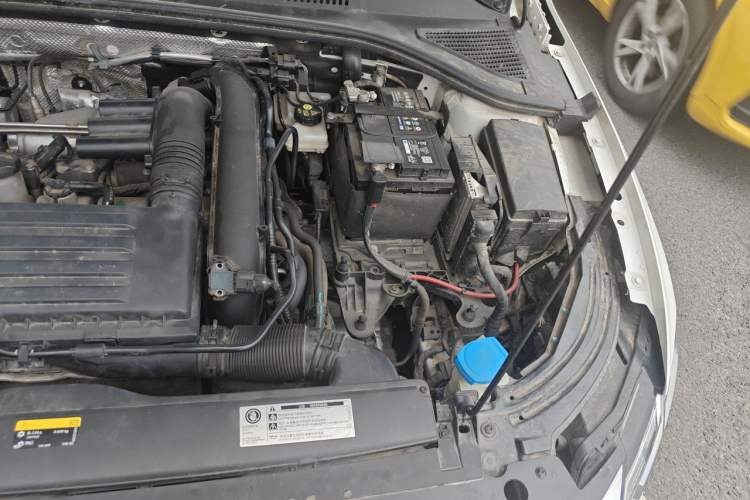 Used Volkswagen Lavida 2021 280TSI DSG Comfort Edition Engine Bay Left