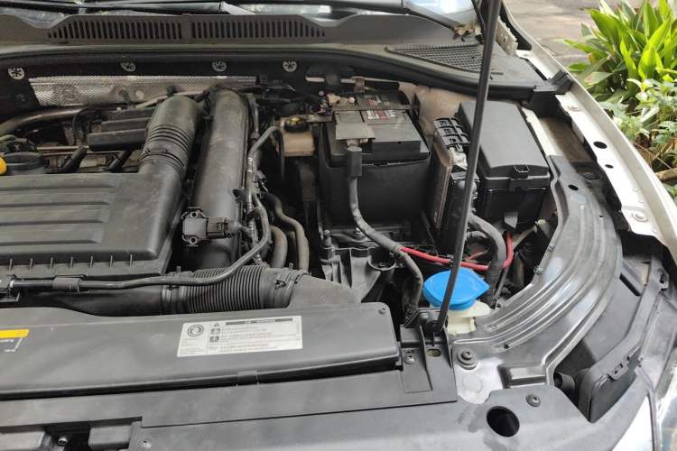 Used Volkswagen Lavida 2021 280TSI DSG Comfort Edition Engine Bay Left