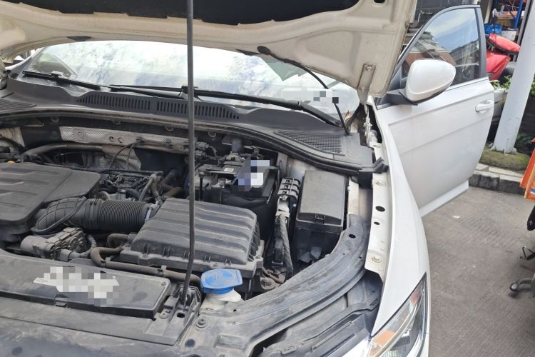 Used Volkswagen Lavida 2021 1.5L Automatic Comfort Edition Engine Bay Left