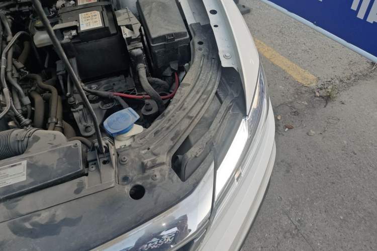 Used Volkswagen Lavida 2021 280TSI DSG Luxury Edition Engine Bay Left
