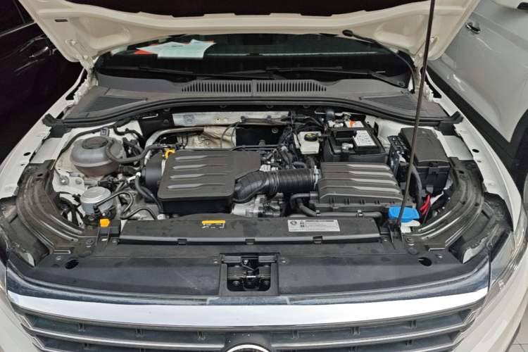 Used Volkswagen Lavida 2021 1.5L Automatic Comfort Edition Engine Bay