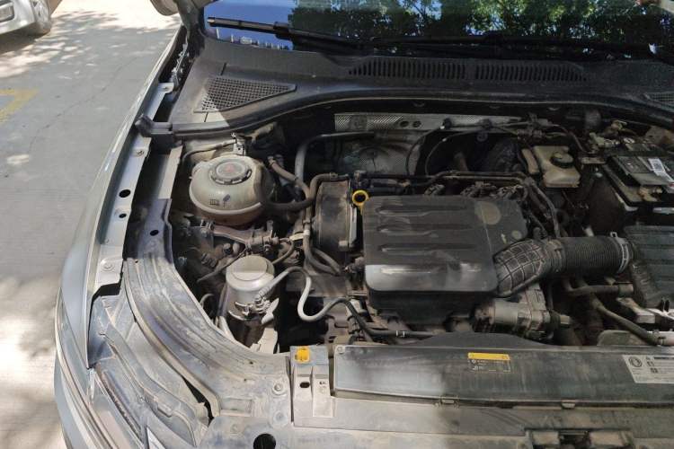 Used Volkswagen Lavida 2021 1.5L Automatic Comfort Edition Engine Bay Right