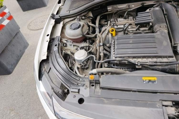 Used Volkswagen Lavida 2021 280TSI DSG Comfort Edition Engine Bay Right