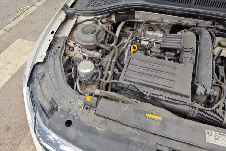 Used Volkswagen Lavida 2021 280TSI DSG Comfort Edition Engine Bay Right