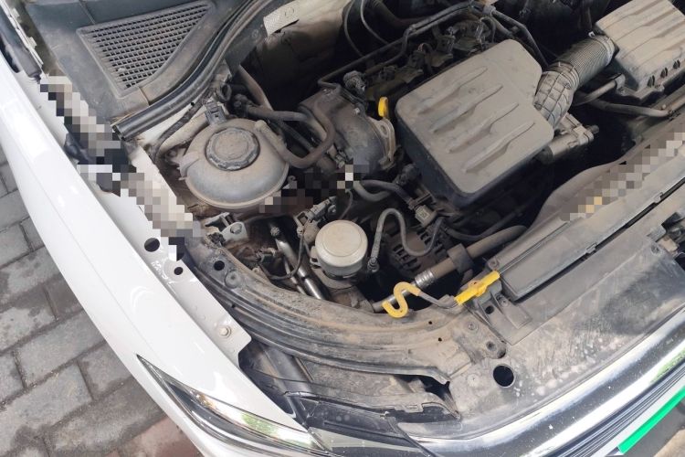 Used Volkswagen Lavida 2021 1.5L Automatic Vision Edition Engine Bay Right