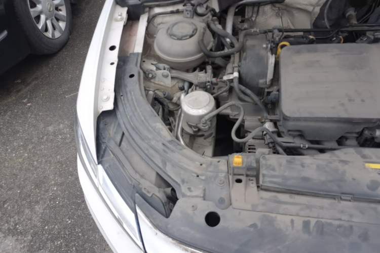 Used Volkswagen Lavida 2021 1.5L Automatic Vision Edition Engine Bay Right