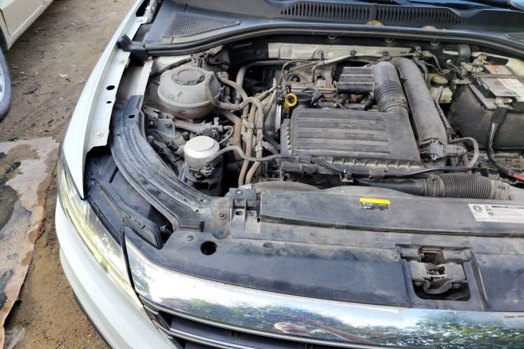 Used Volkswagen Lavida 2021 280TSI DSG Luxury Edition Engine Bay Right
