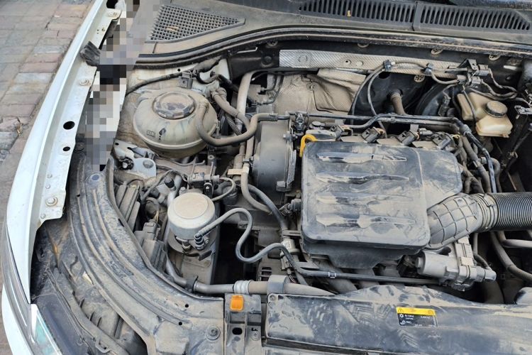 Used Volkswagen Lavida 2021 1.5L Automatic Fashion Edition Engine Bay Right