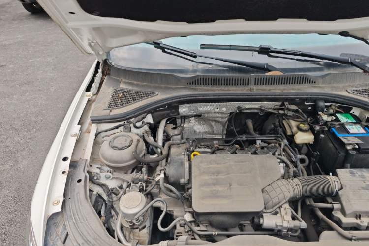 Used Volkswagen Lavida 2021 1.5L Automatic Comfort Edition Engine Bay Right